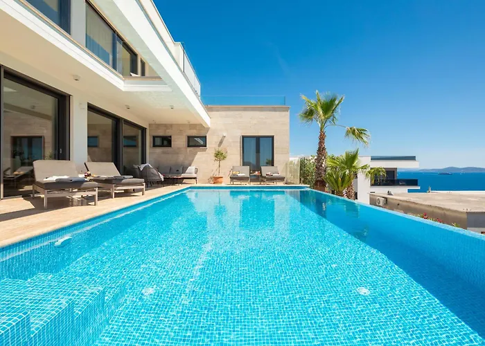 וילה Maxime With Heated Pool *