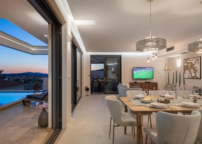 Maxime With Heated Pool * 트로기르