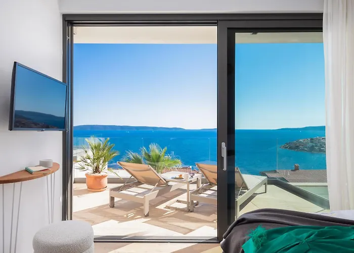 Maxime With Heated Pool * 트로기르