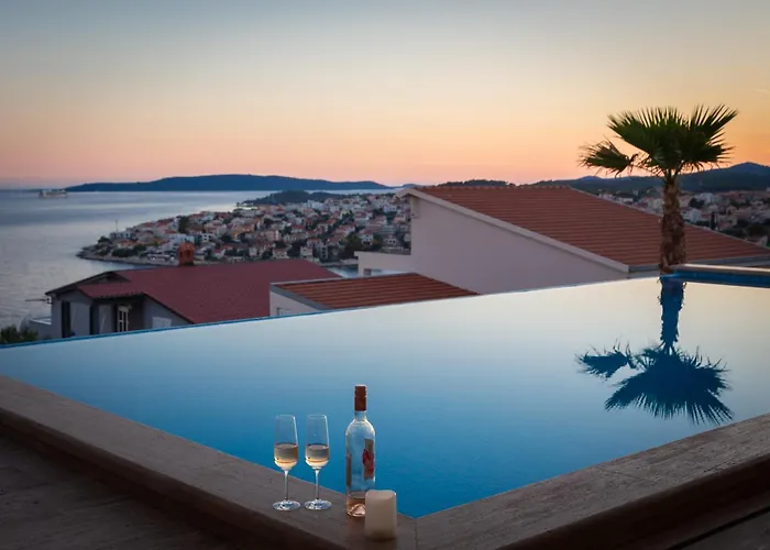 빌라 Maxime With Heated Pool