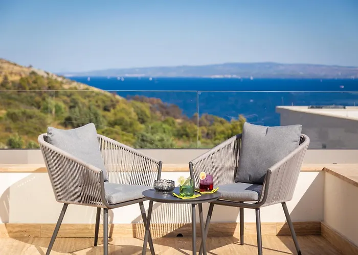 Maxime With Heated Pool * 트로기르